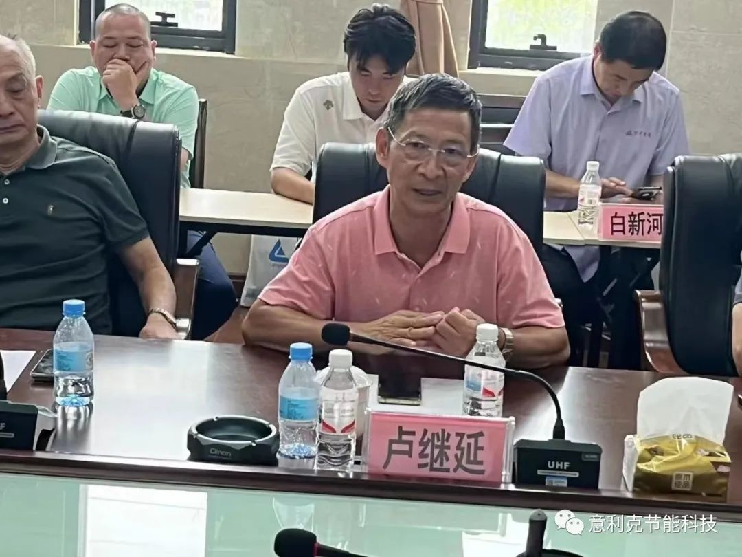 意利克董事長周厚宏隨產(chǎn)業(yè)聯(lián)盟、南海鋁協(xié)參觀考察南南鋁業(yè)集團(tuán)